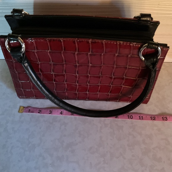 Miche Red Crocodile-Embossed Women's Bag - Picture 4 of 8